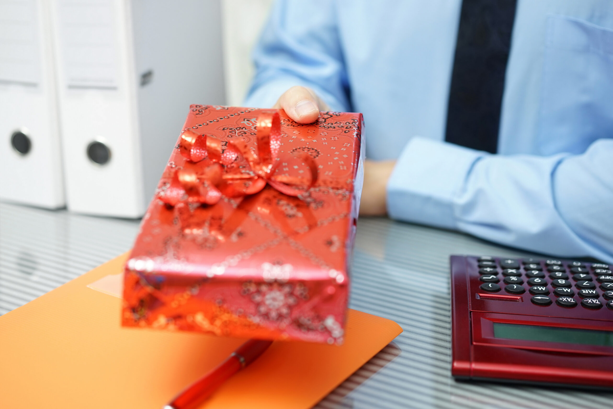 84 per cent of people don’t receive a Christmas bonus from their bosses