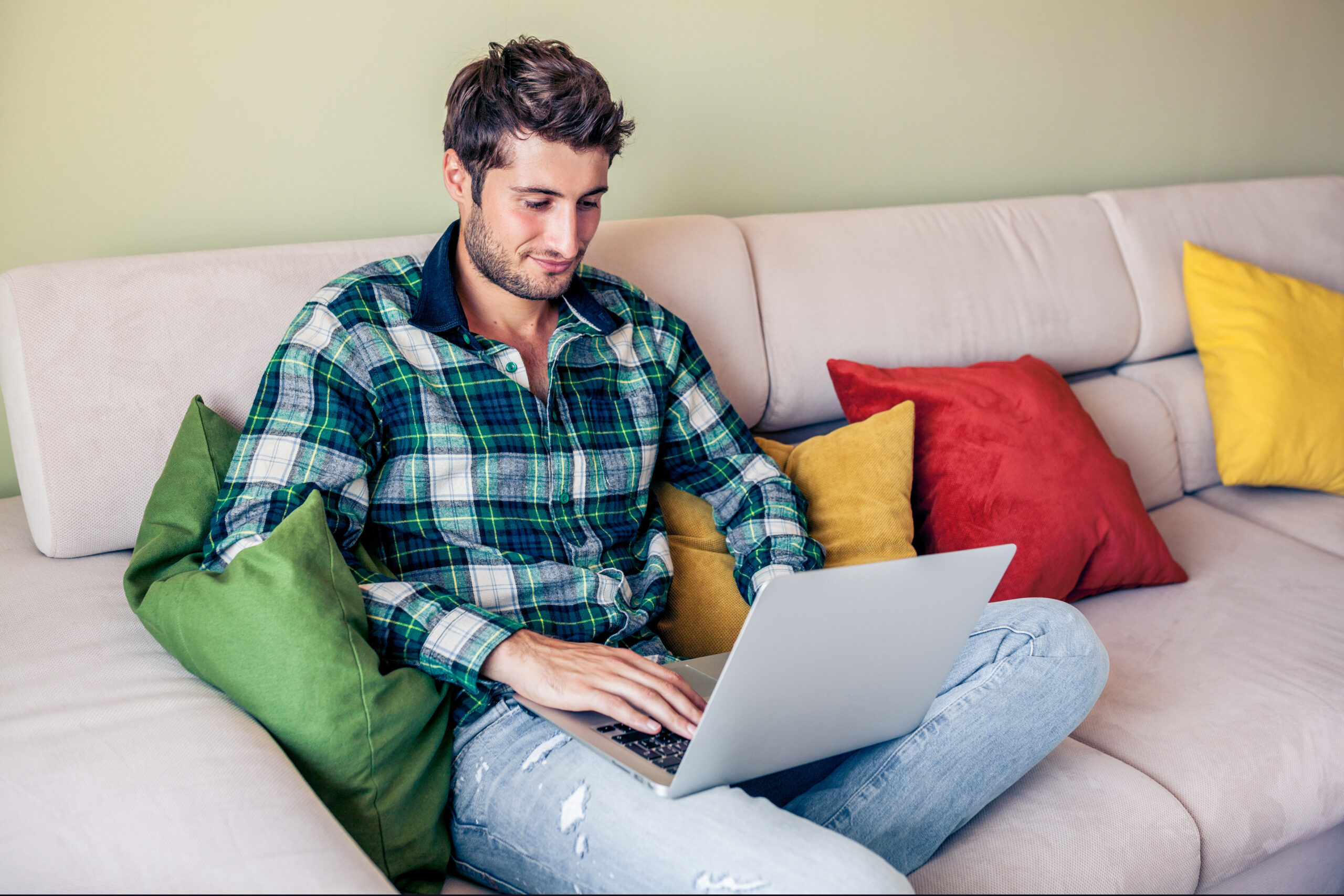 One in four people claim to work from their sofa when doing overtime in their homes