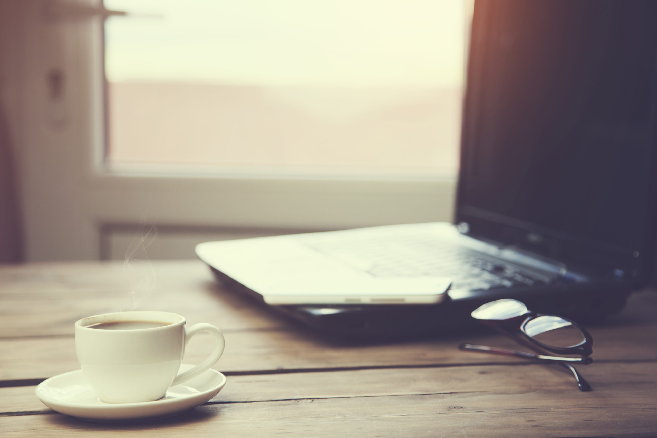 81 per cent of office workers would prefer to have their own desk or work station instead of hot-desking