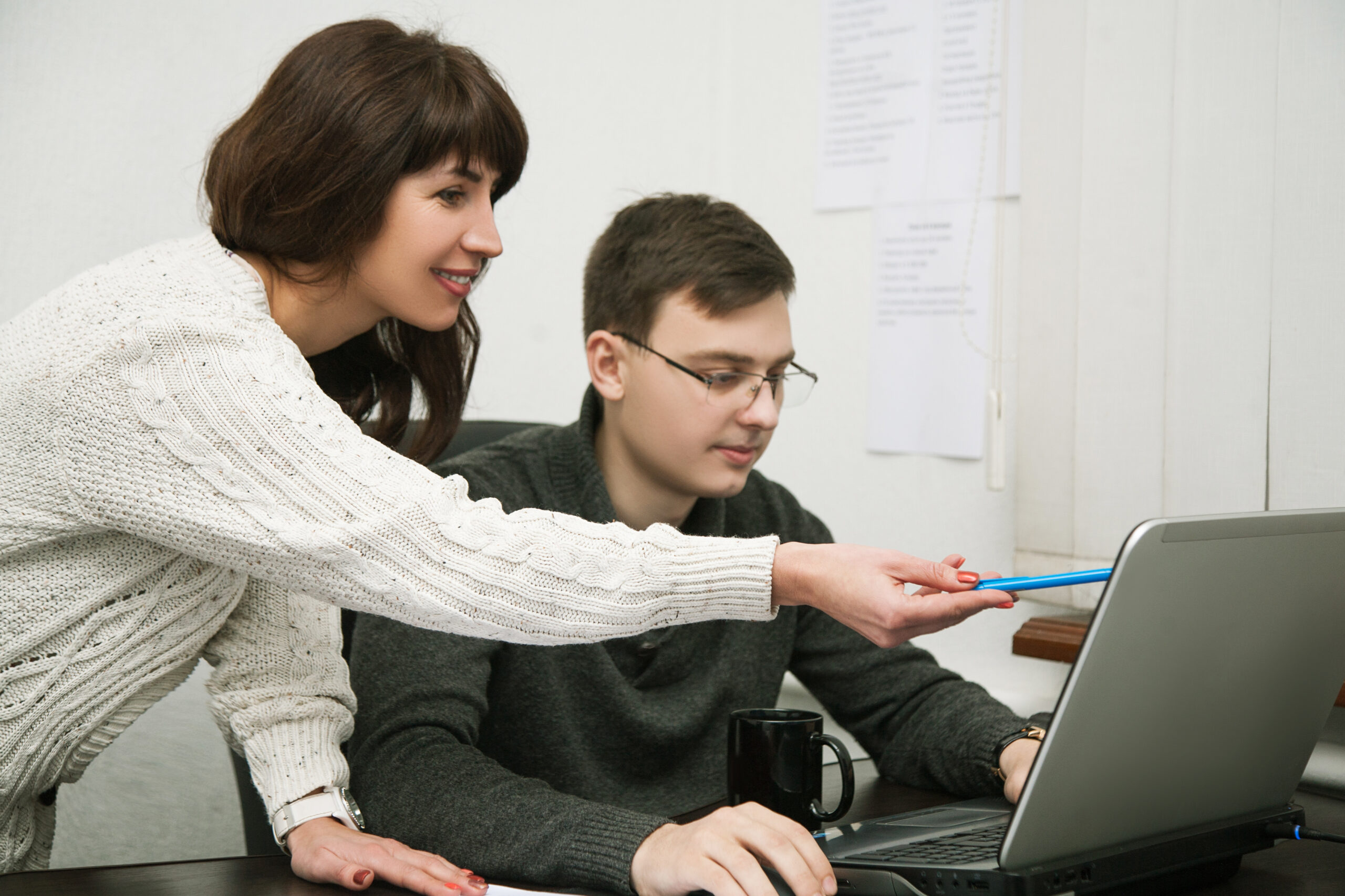 Employees aim to help out their colleagues to try and impress the boss