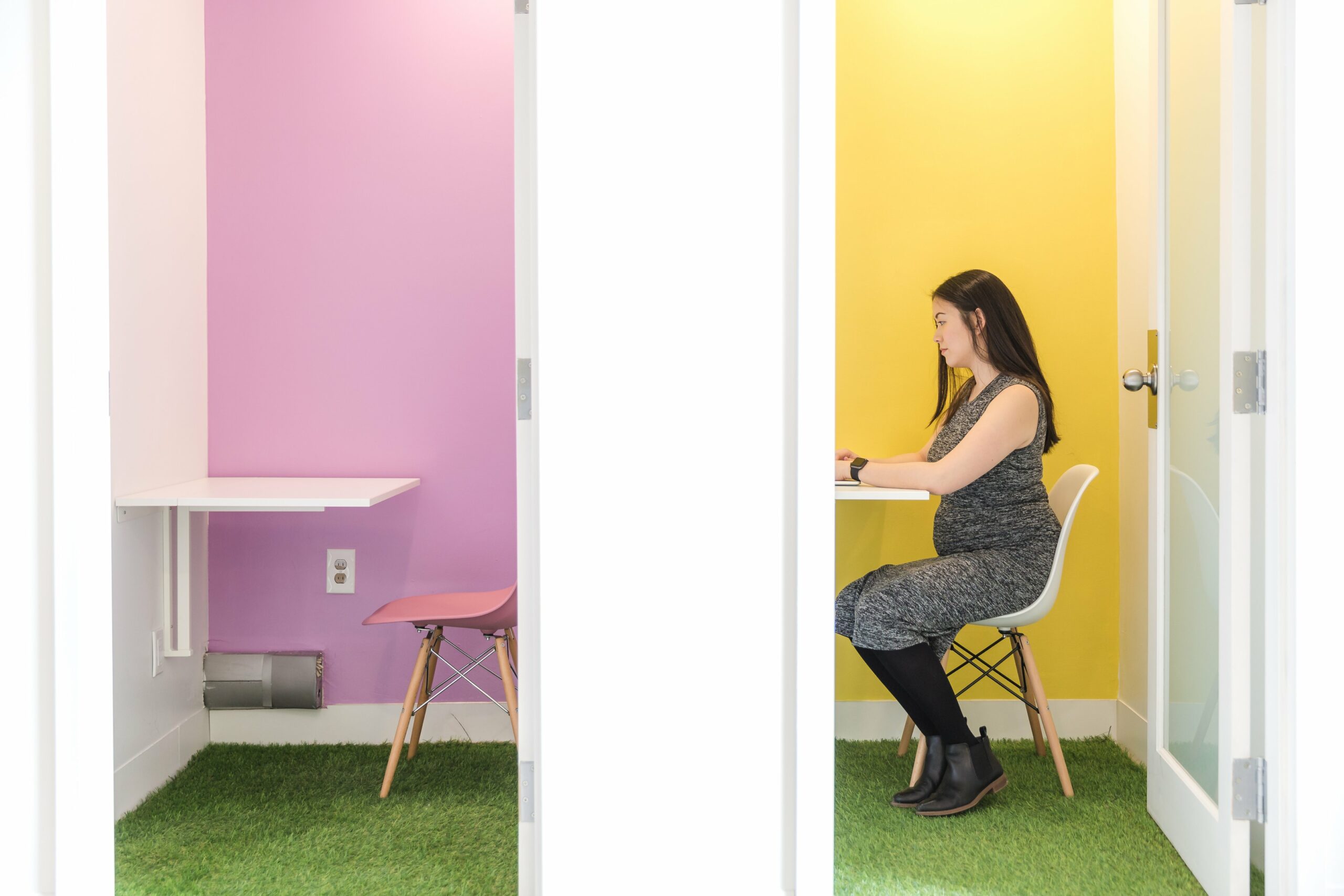 Yellow is a welcoming colour for the workplace