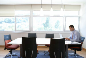 Business accelerators can be invaluable to solo entrepreneurs
