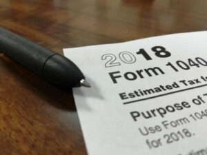 IRS Form 1040 to illustrate piece about US expat taxes