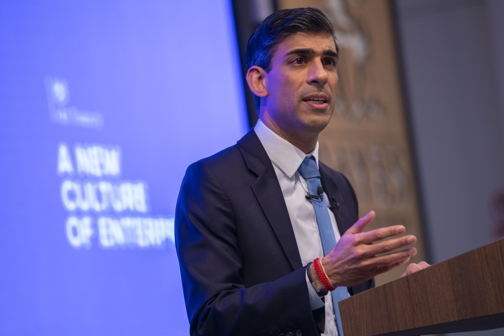 Rishi Sunak delivering Mais lecture, R&D tax credits concept