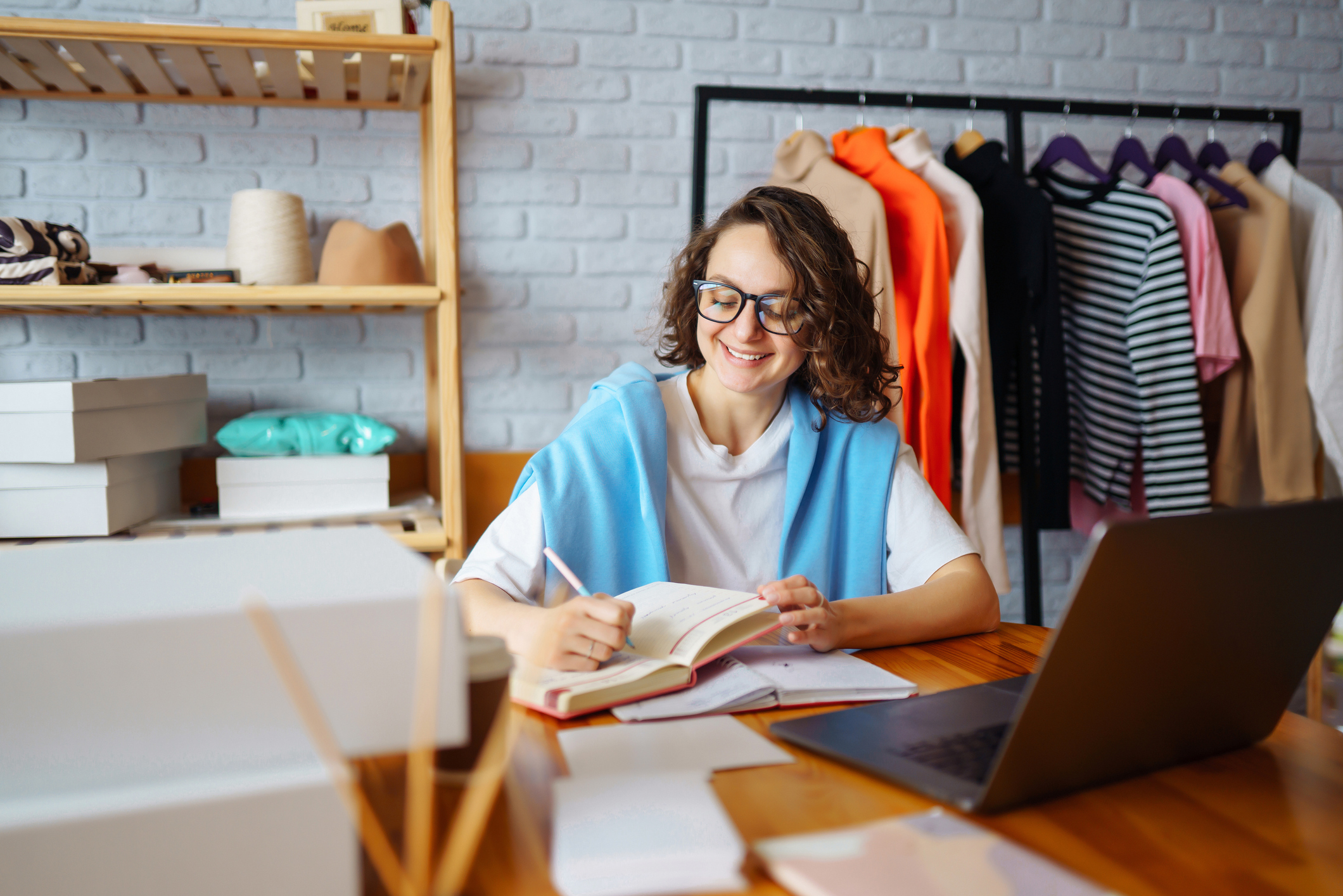 Starting a dropshipping business