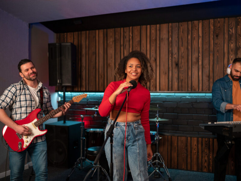 Pubs, clubs and live music venues to get 20% business rates cut